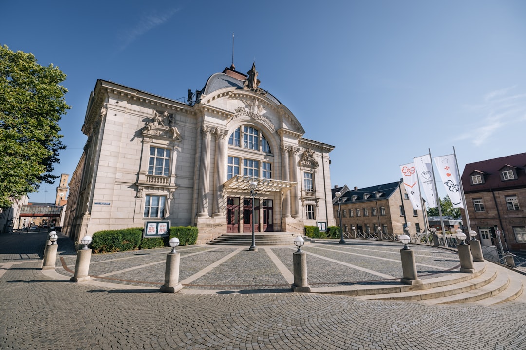 Jak rozpoznać najlepsze musicale? Dowiedz się, czym charakteryzuje się dobry musical